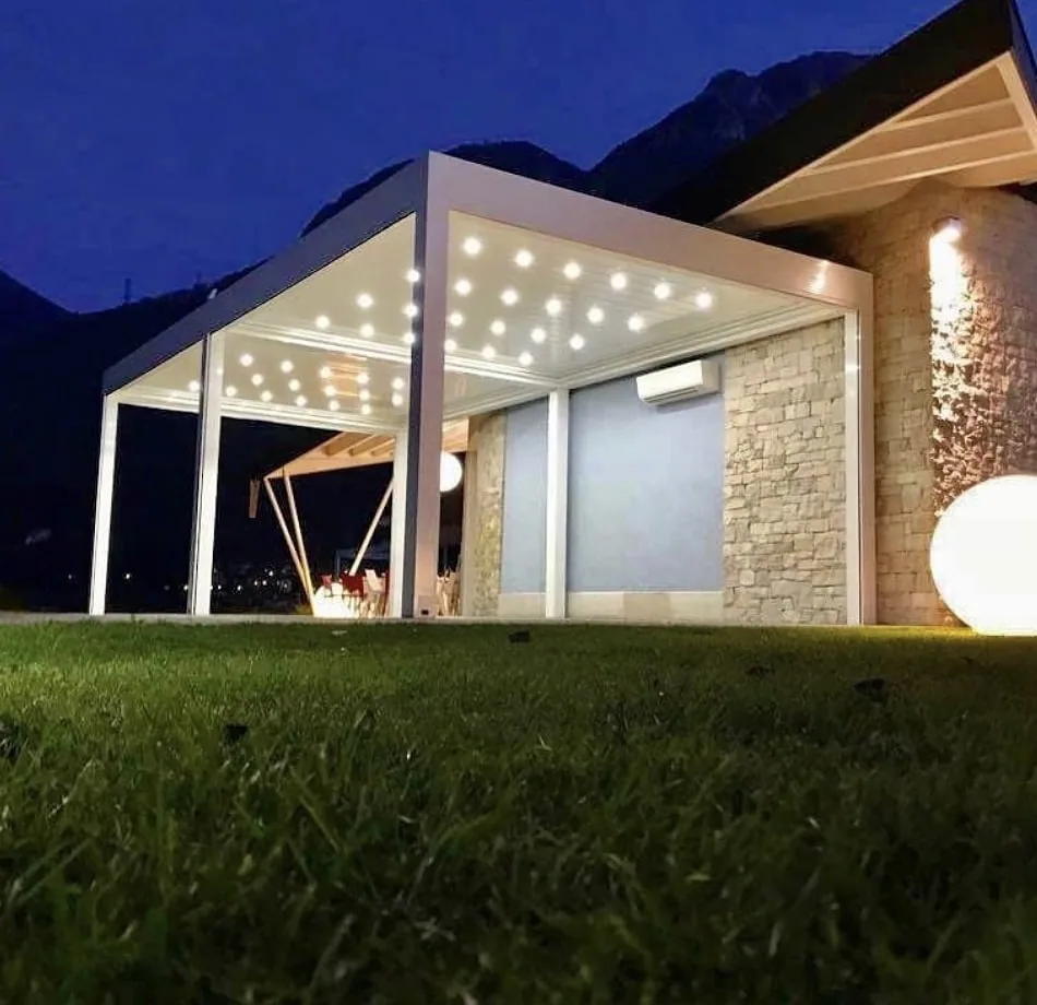 Pergola bioclimatica TendaBerg con lamelle orientabili
